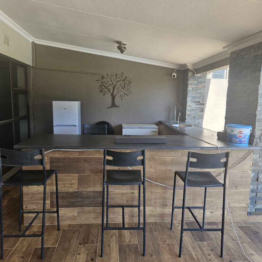 3 Bedroom Property for Sale in Jim Fouchepark Free State